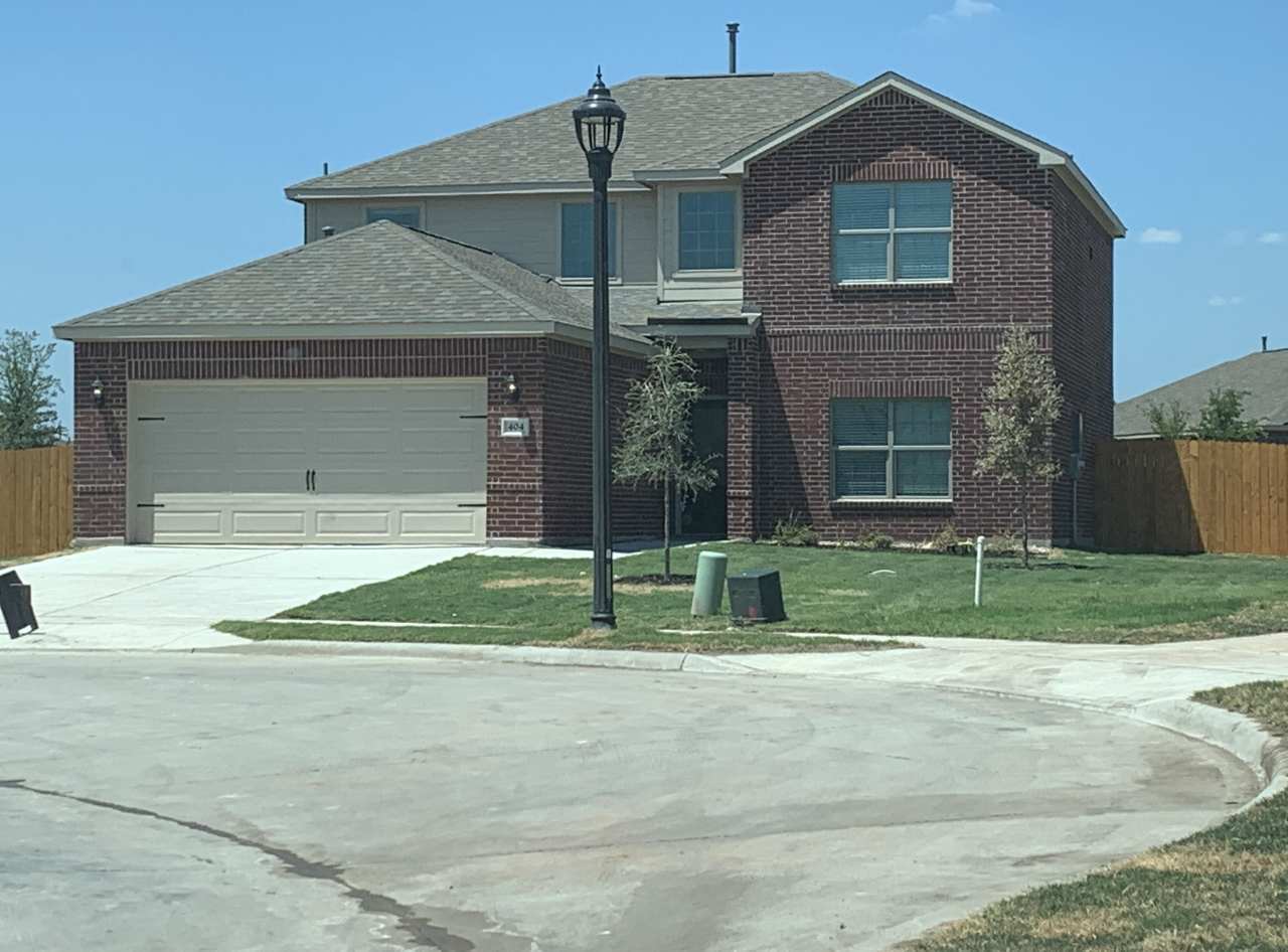 404 Harbor Oaks Drive