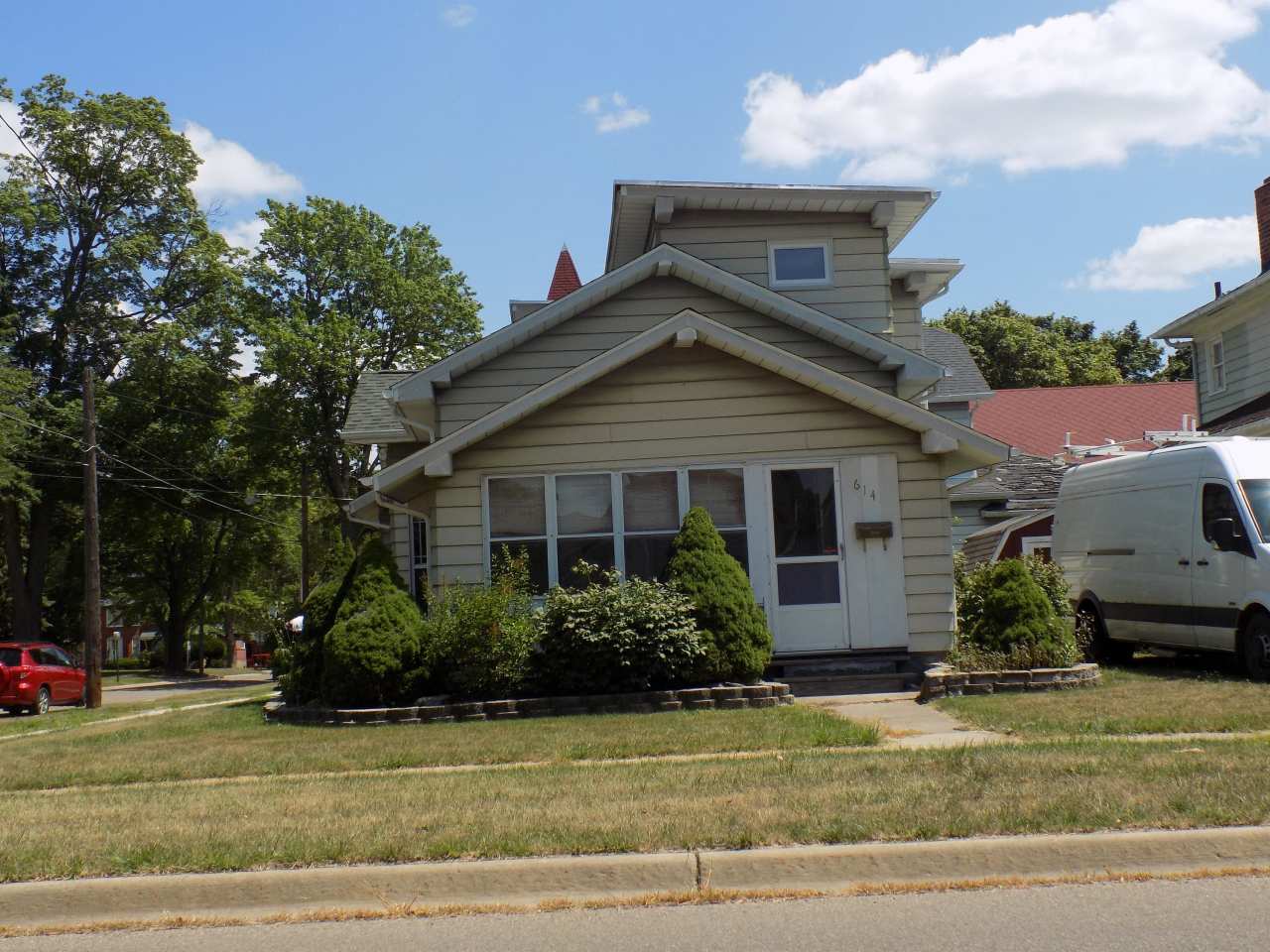 614 Clinton Street