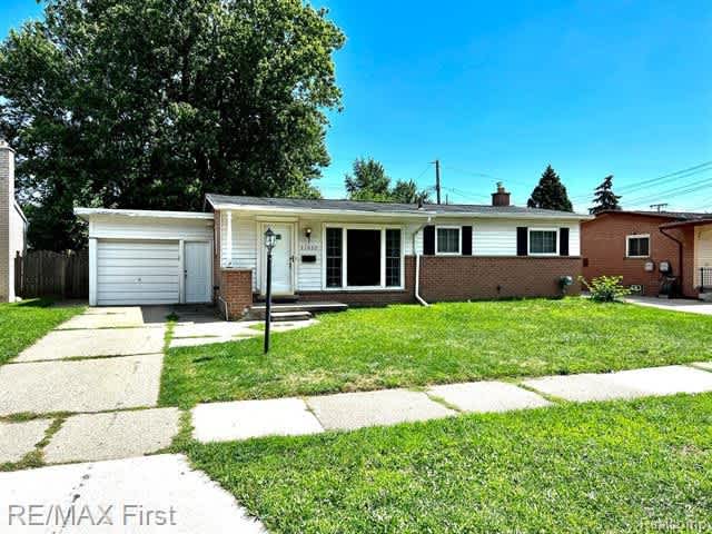 31030 E COUSINO Drive N