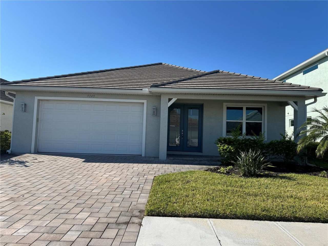 5249 WILLOW LAKE COURT