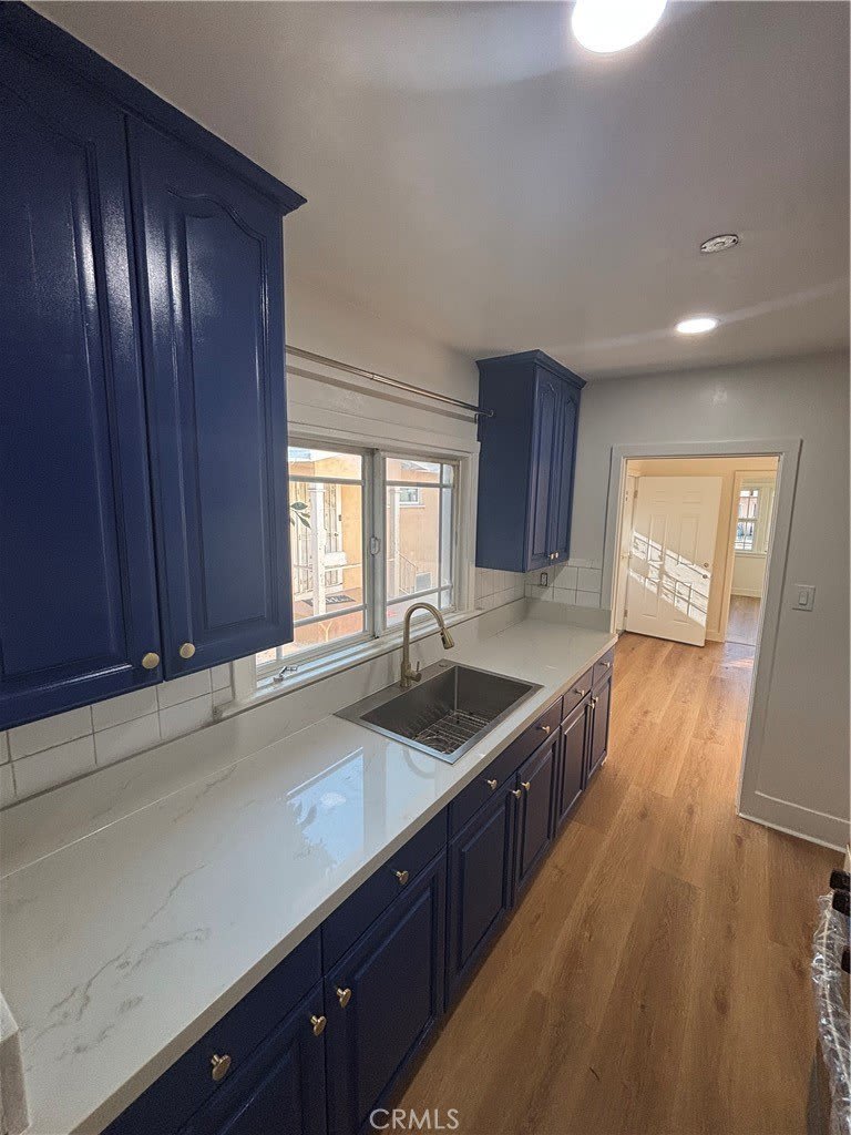 950 E 48th Street