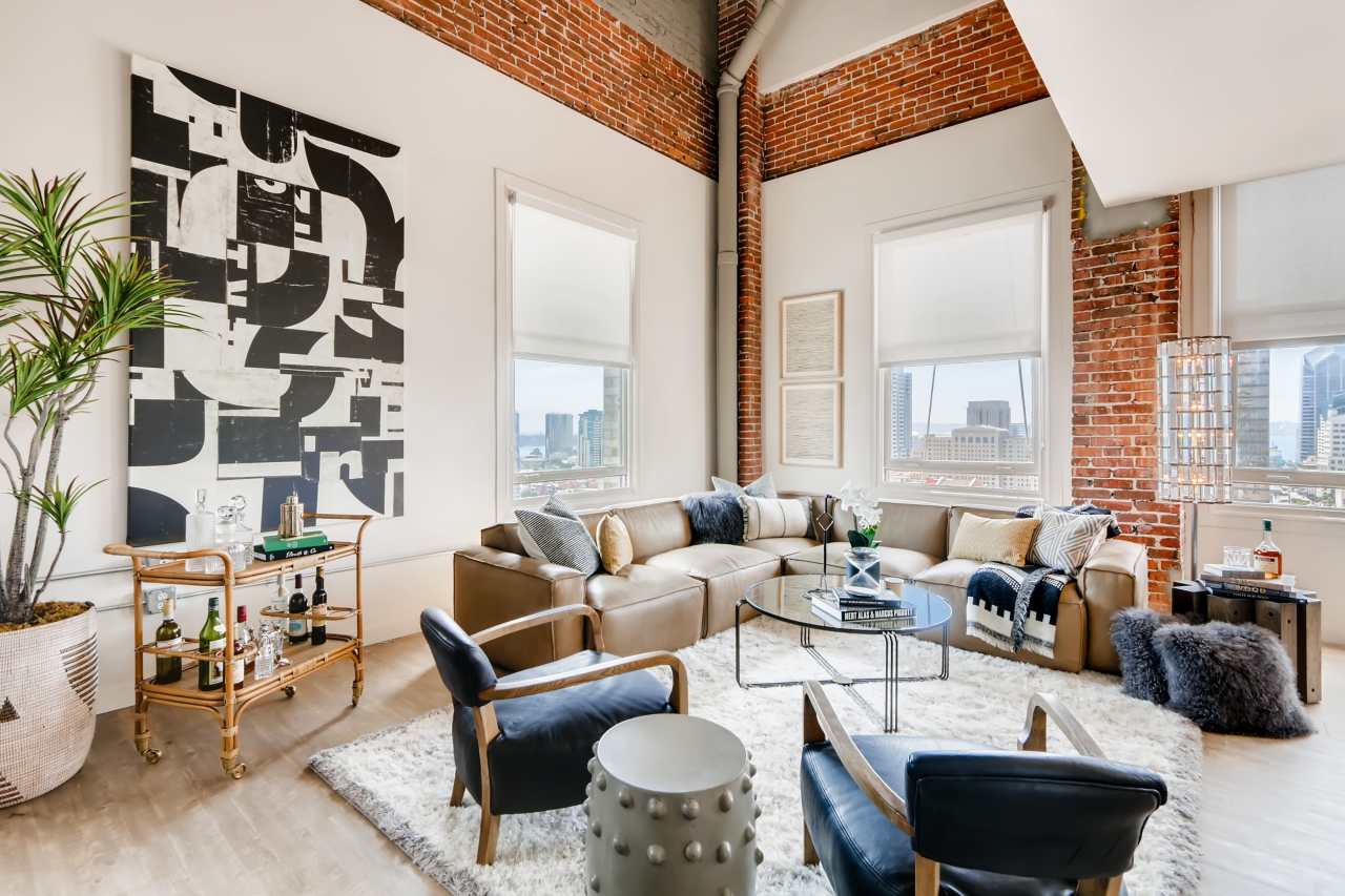 625 Broadway