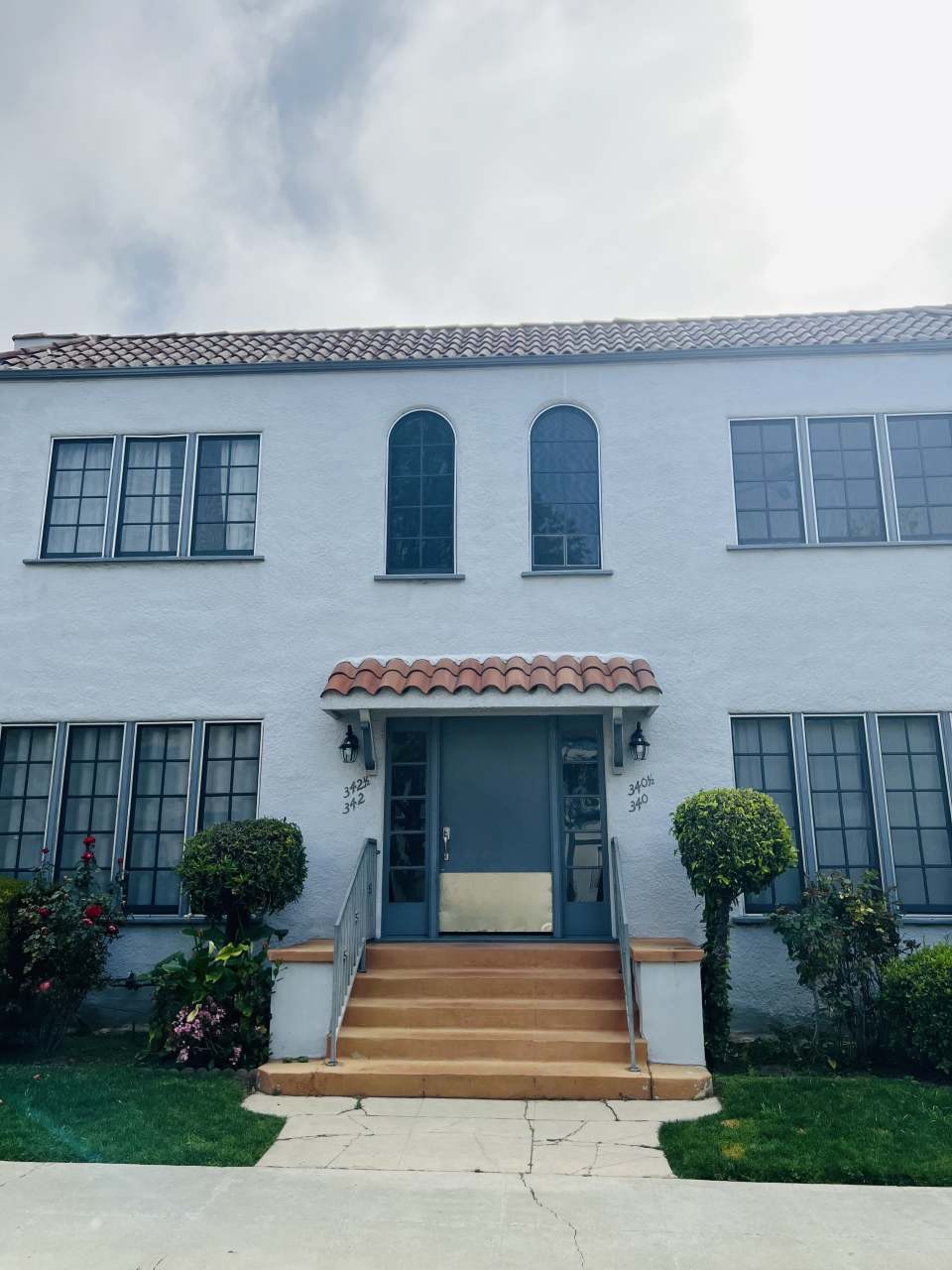 340 N Orange Grove Ave