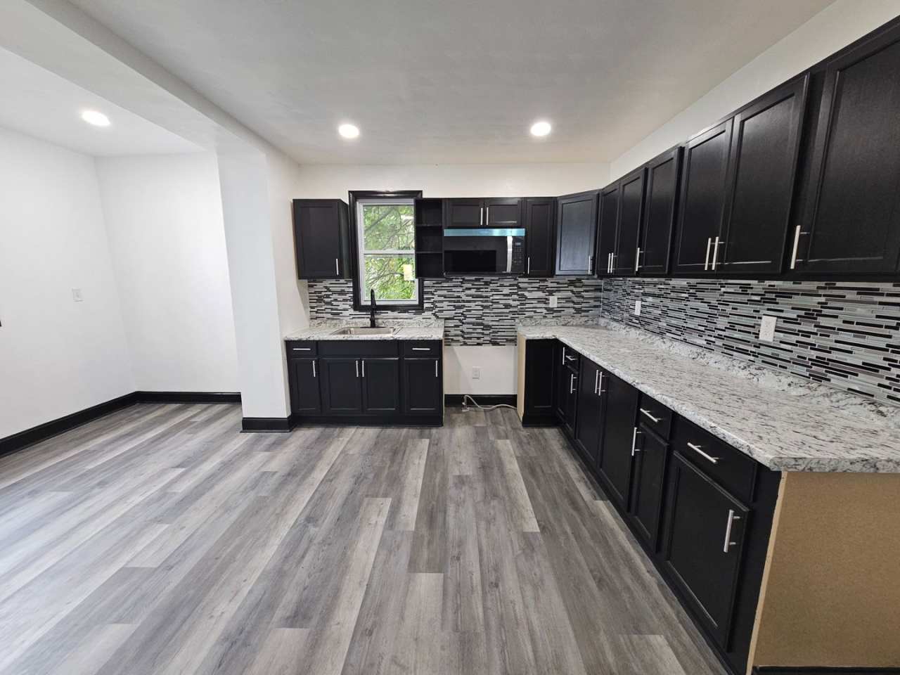 Newly updated 3 Bedroom 1 Bathroom house located in the Hill District!