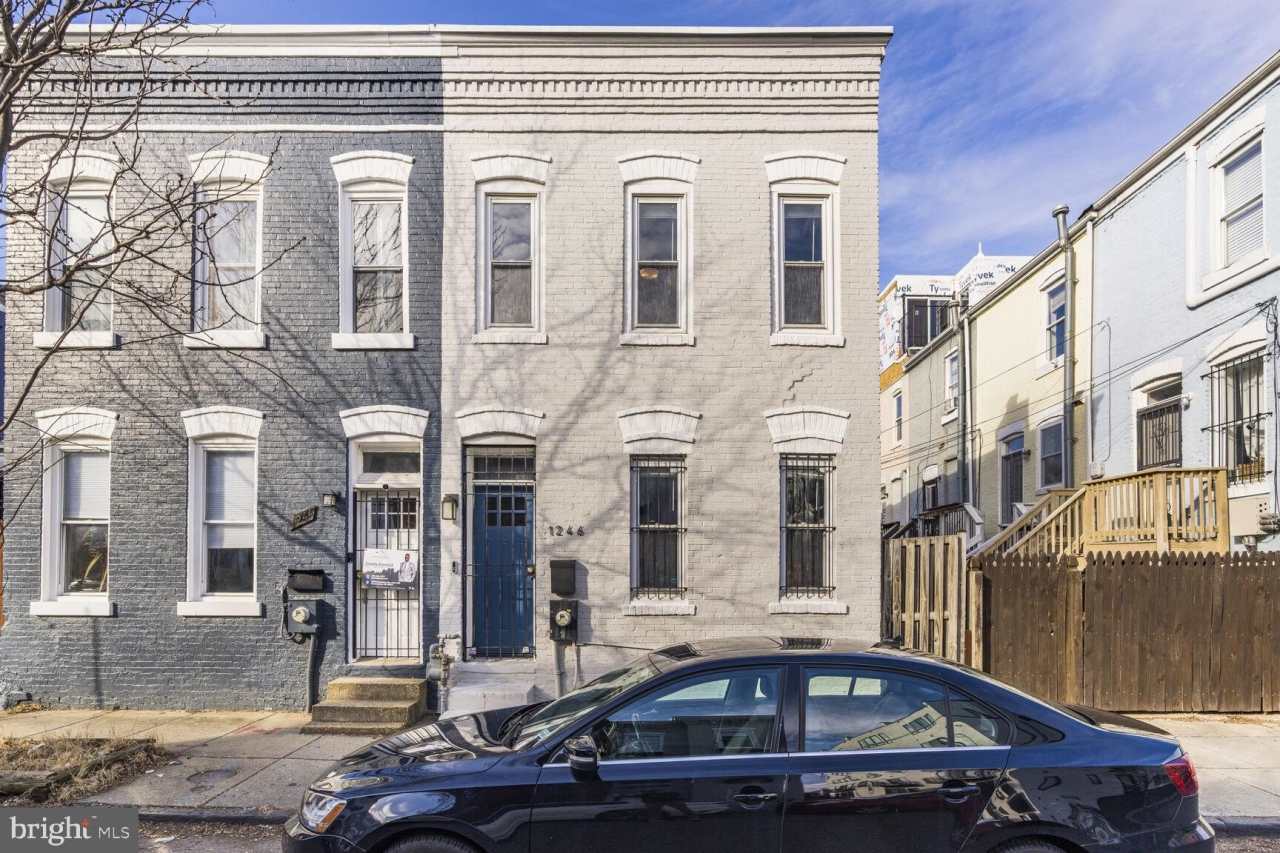 1246 WYLIE STREET NE