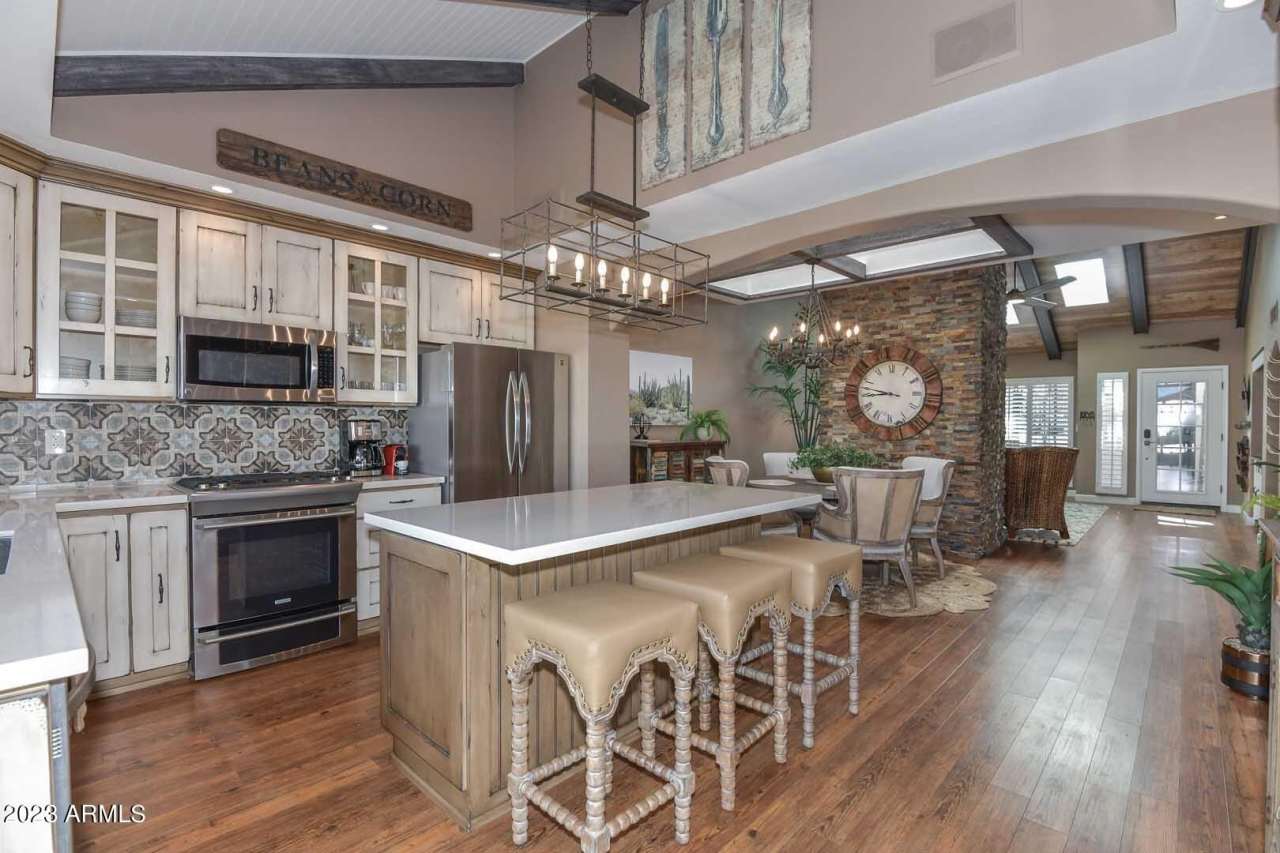 5804 N Scottsdale Road