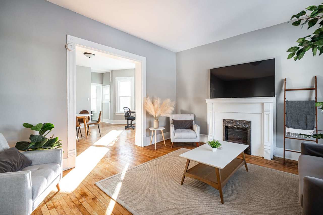 Rare Frederick Townhouse Unit - across from Whole Foods, St. Mary's, Bradford Beach