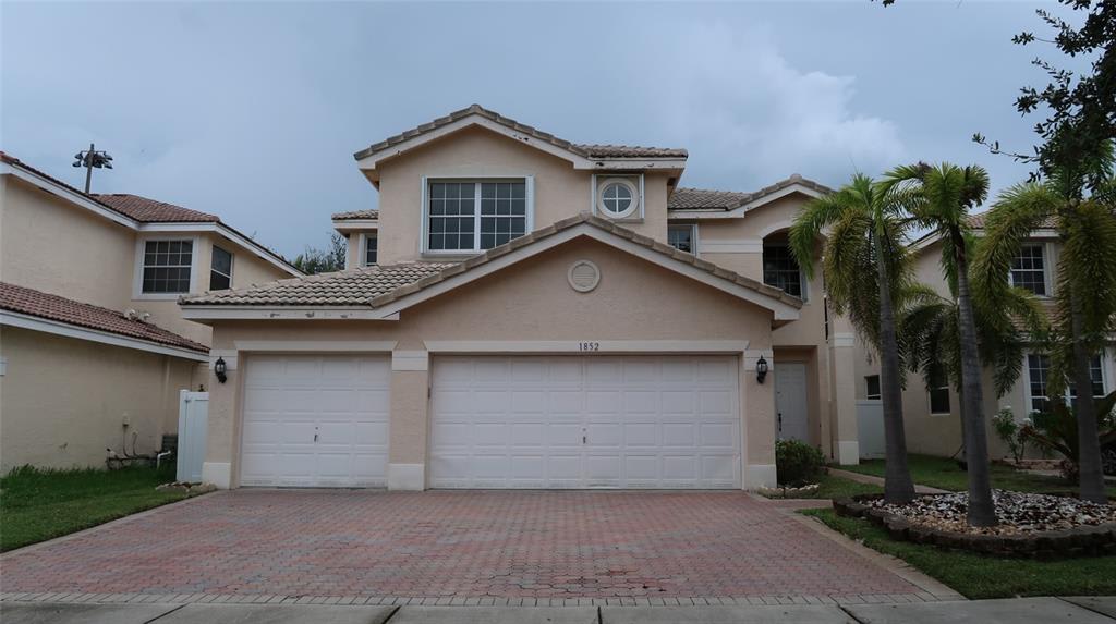 1852 Southwest 156th Avenue