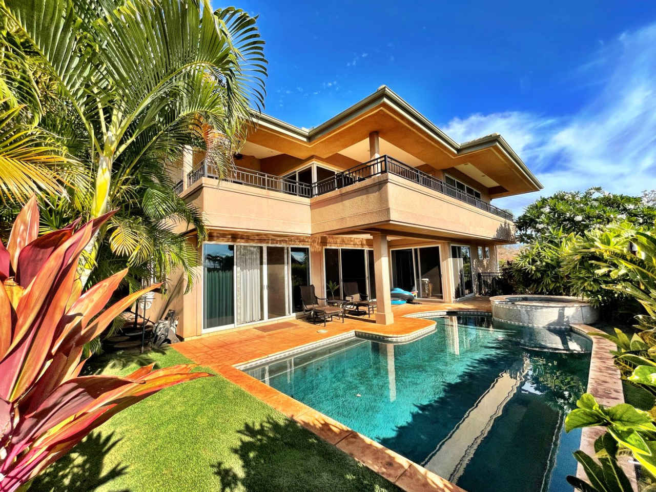 The Summit at the Kaanapali Golf Estates Luxurious 3 Bed/4 Bath House with Ocean Views