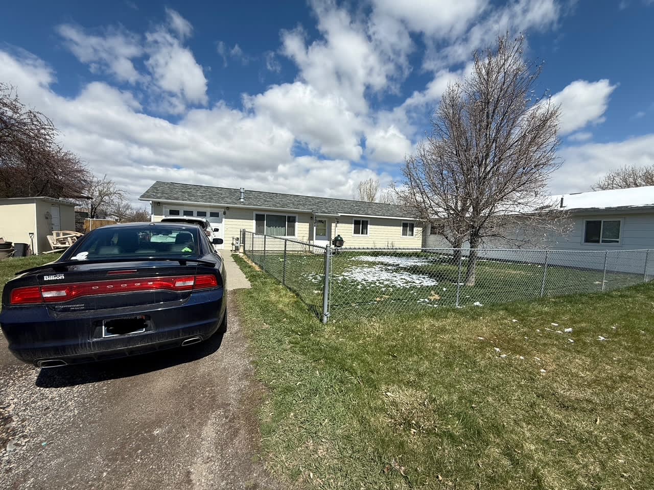 93 Stiles Ave