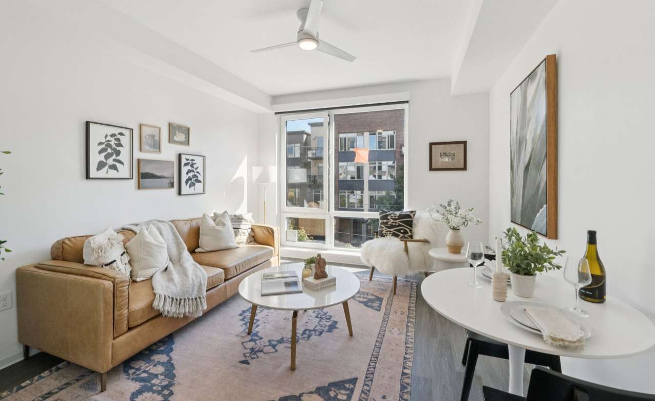 300 W Republican - Residential