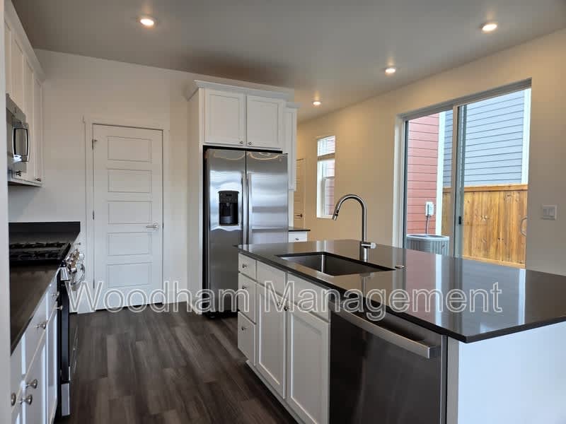 4819 Harvest Parkway - Home