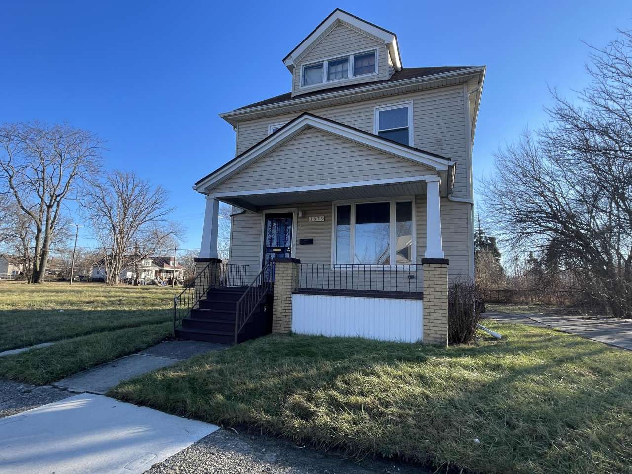 3516 Stockton Street