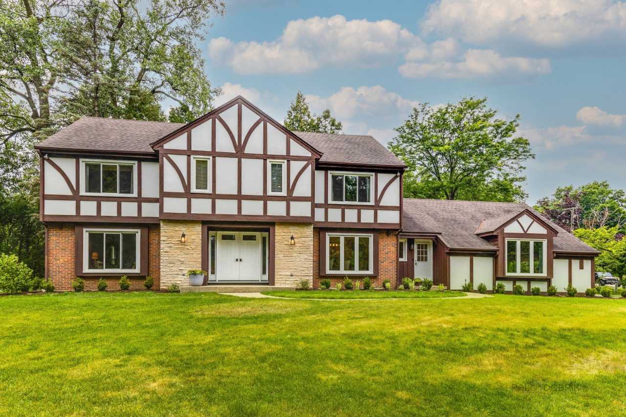 1441 Lawrence Avenue