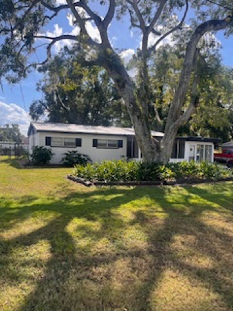 1905 E Linda St – 3 Bed, 1 Bath Home for Rent