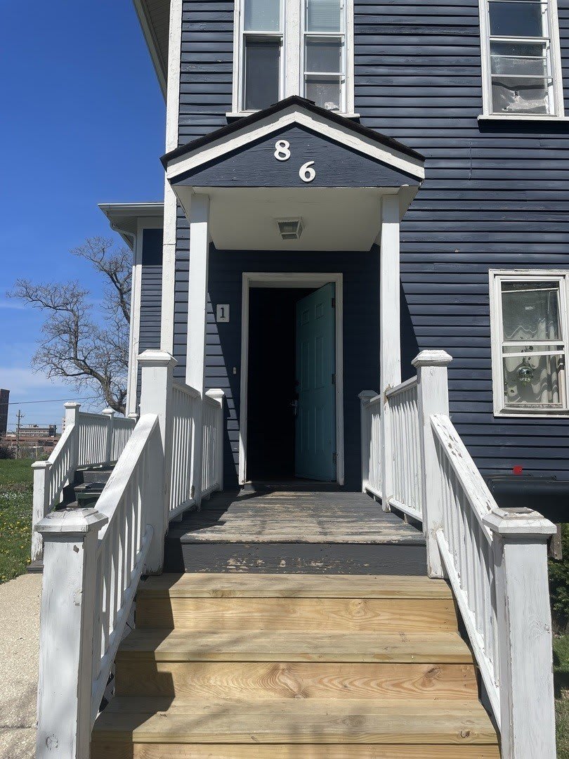 86 N 4th Street unit: 1