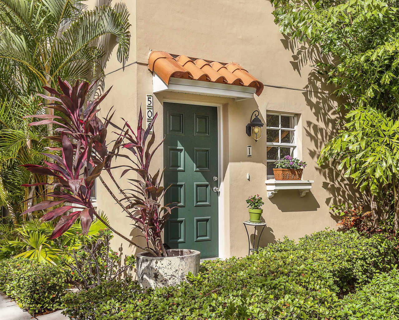 509 South Matanzas Avenue