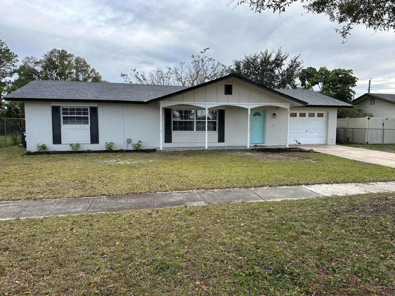 3 bed 2 bath home available