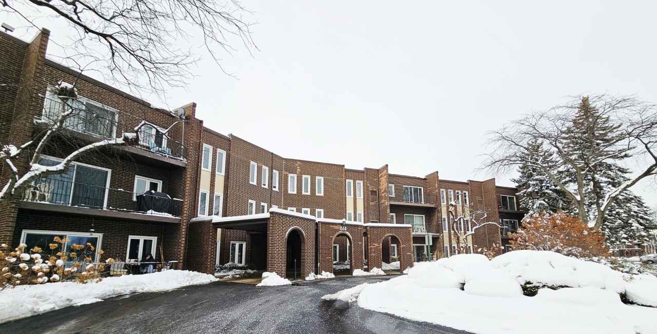 1550 Sandpebble Drive unit: 210