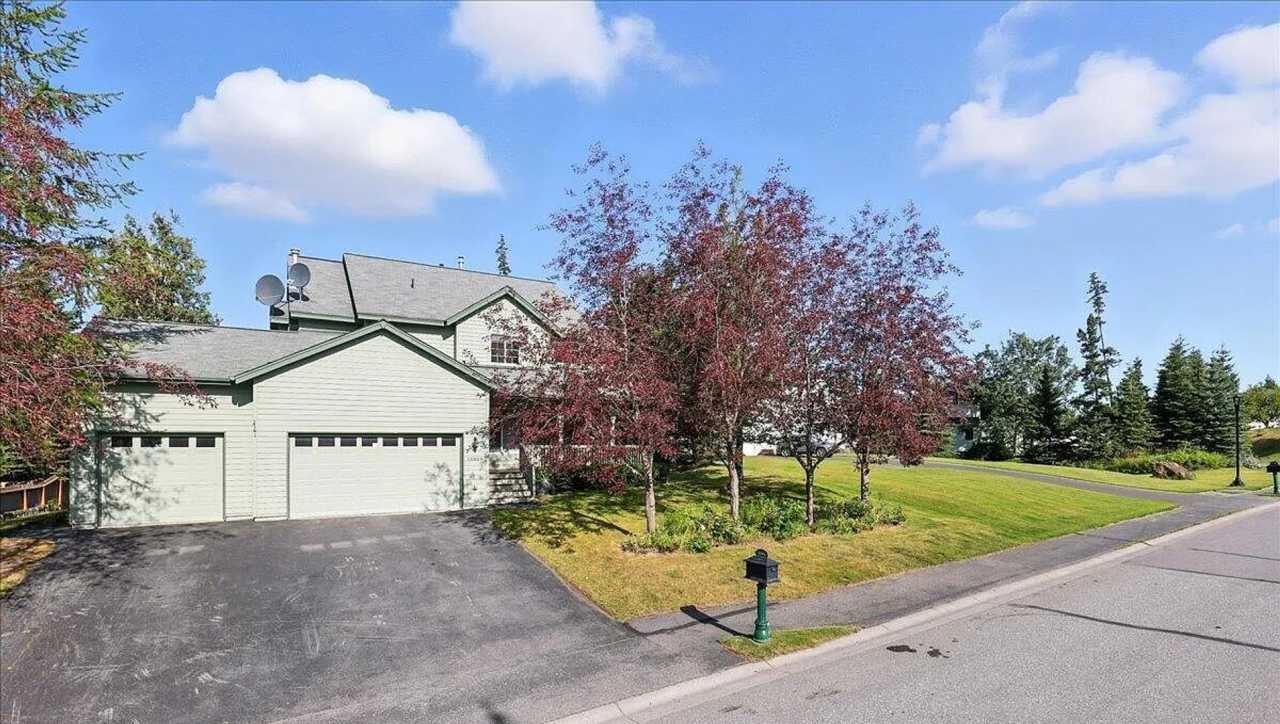 15904 Noble Point Drive