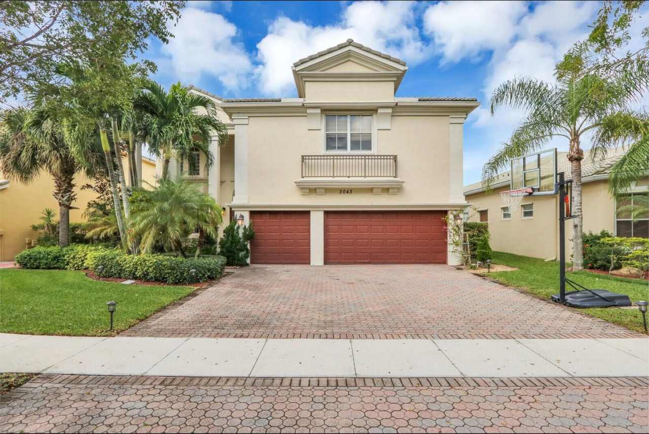3043 HARTRIDGE TER WELLINGTON, FL 33414