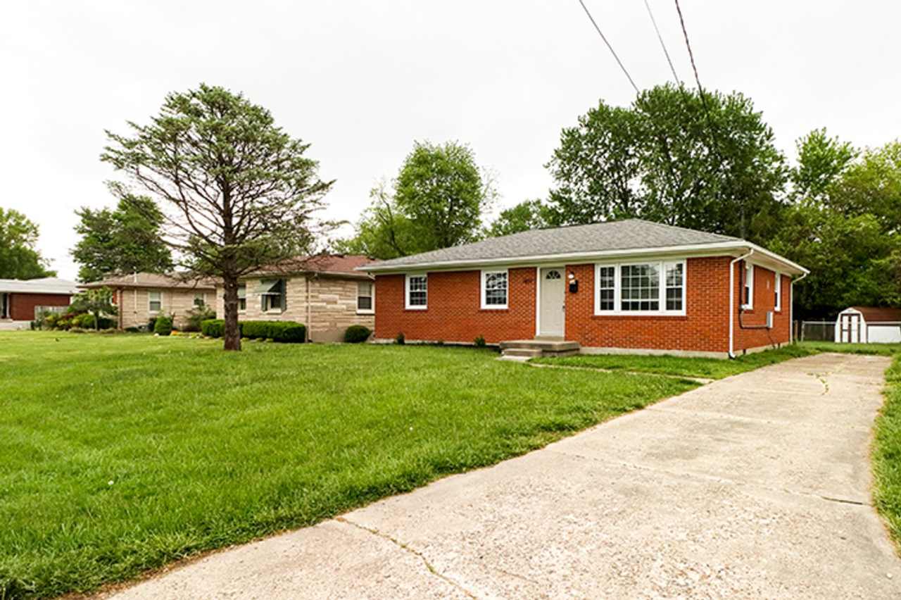 Newly updated 3 bedroom and 1 bathroom Ranch home in PRP