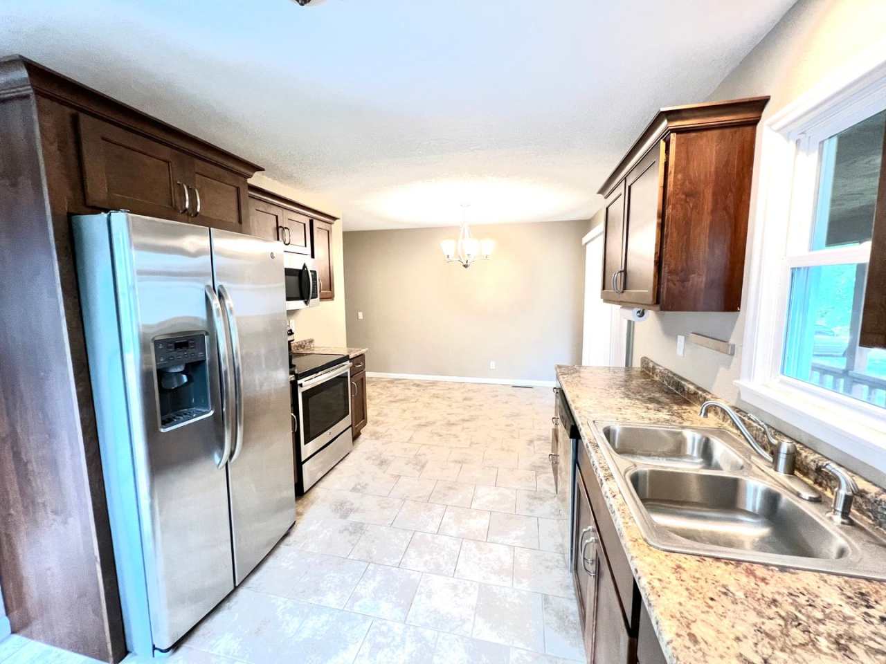 Single-Family Home Minutes from Saint Mary's!