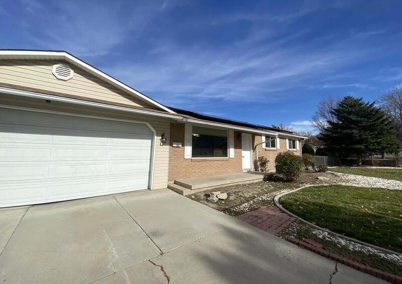 189 E. Tennyson Ave.