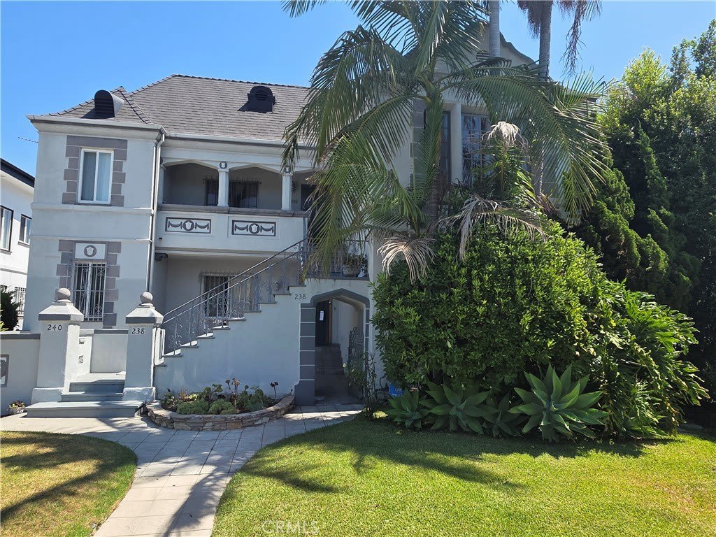 238 S Detroit Street