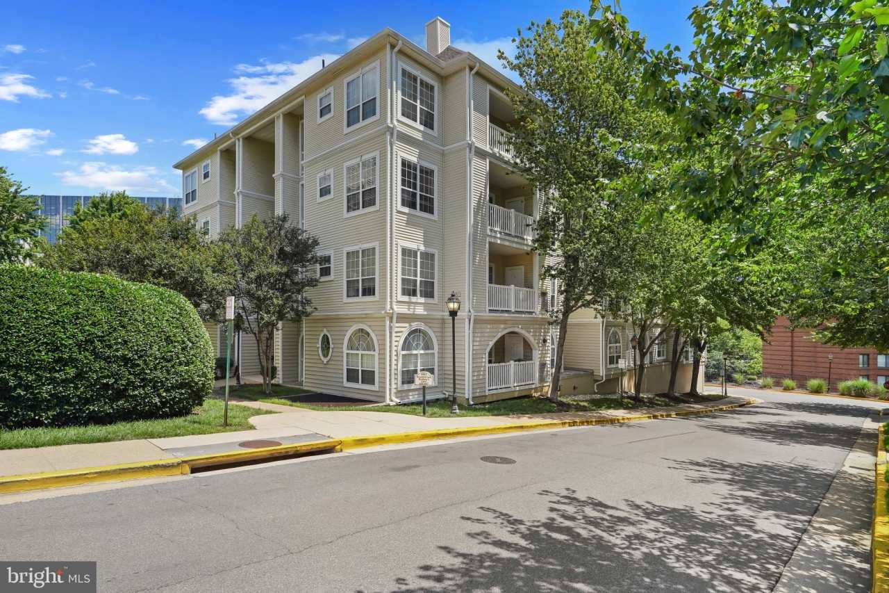 4551 STRUTFIELD Lane unit: 4315