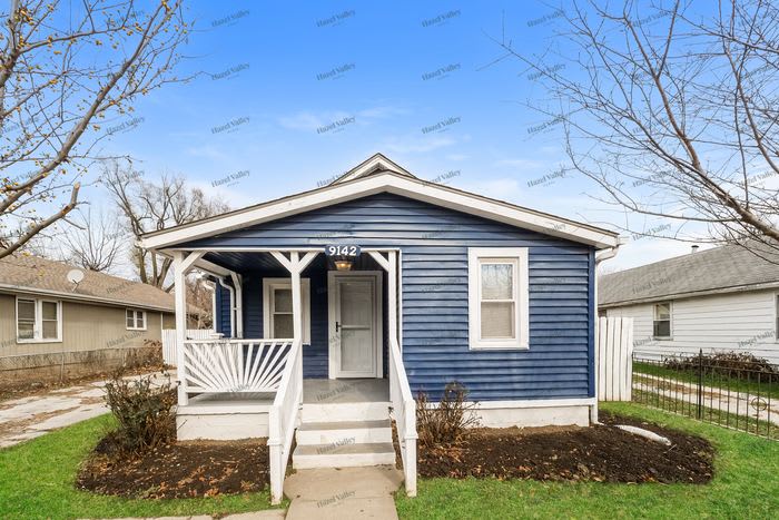 9142 East Shope Avenue