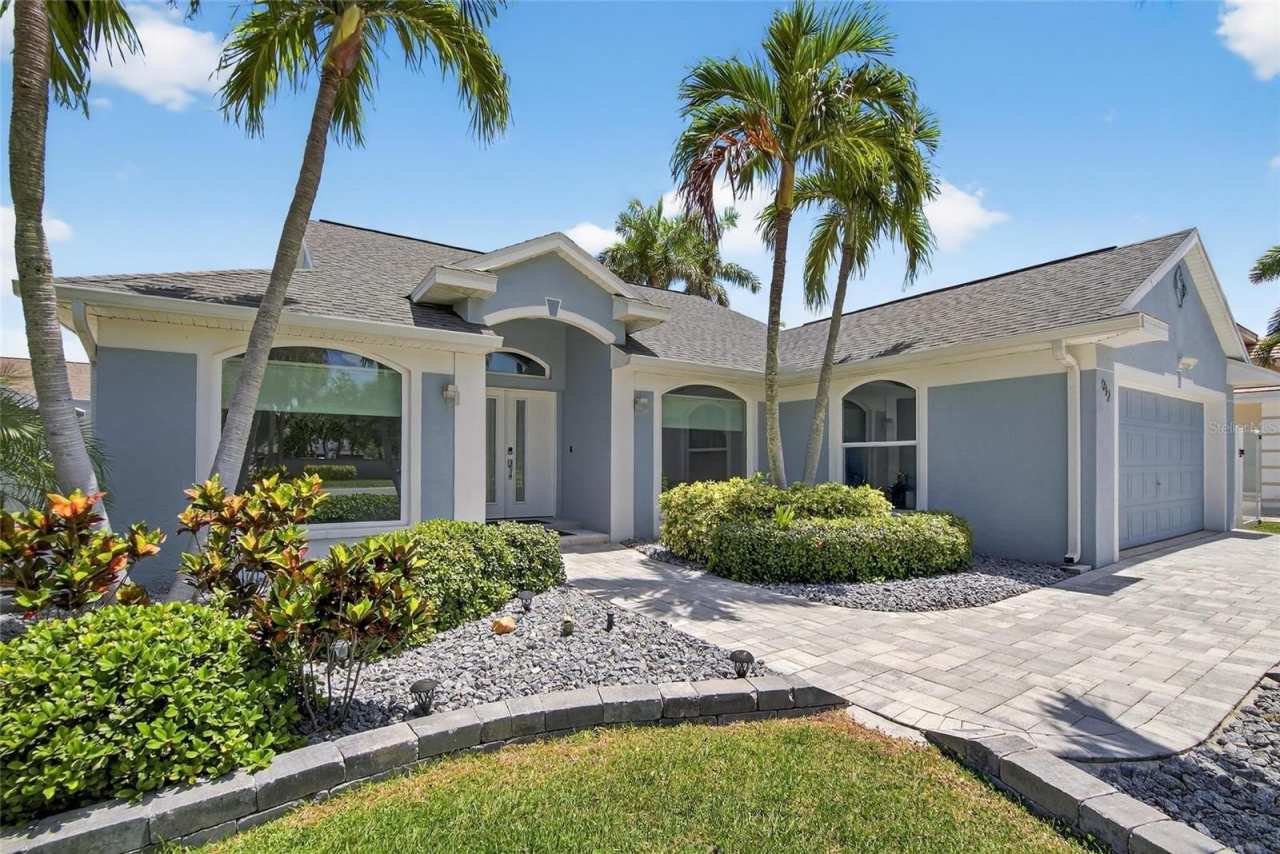 912 LANDMARK CIRCLE S