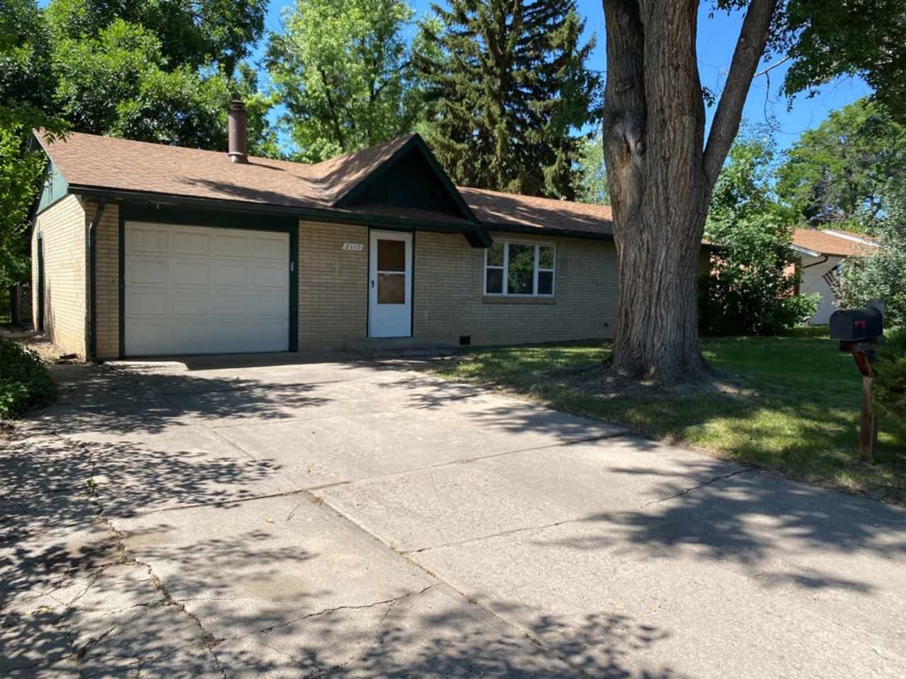 3 Bed 1 Bath w/ 1 car garage West-Side Fort Collins Ranch
