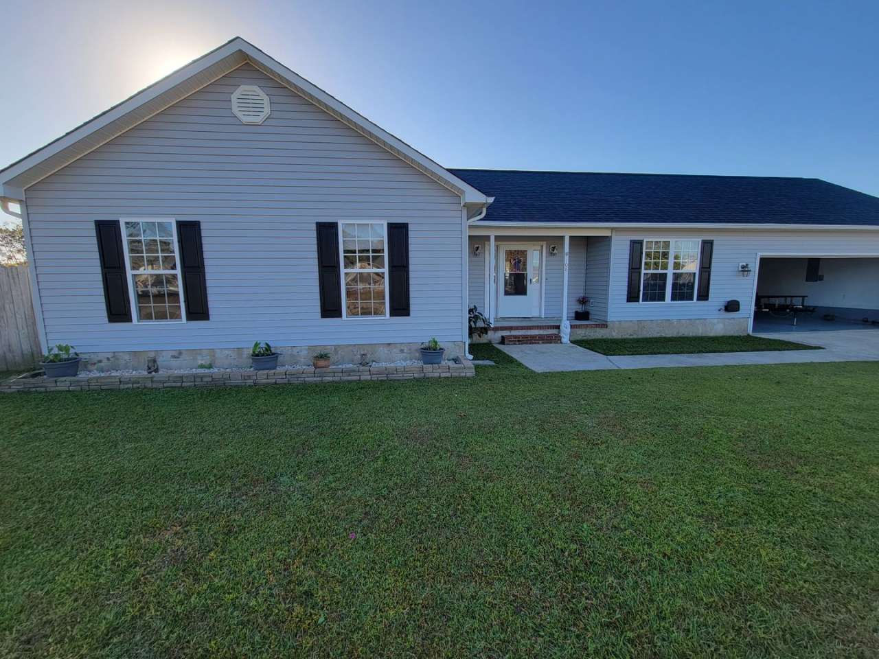 Beautiful 3 Bedroom 2 Bath Home in Richlands