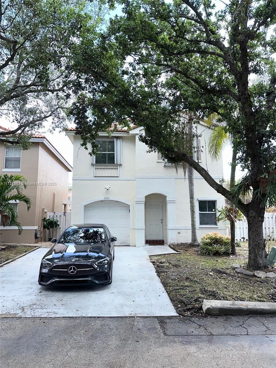 3945 S Fern Forest Rd