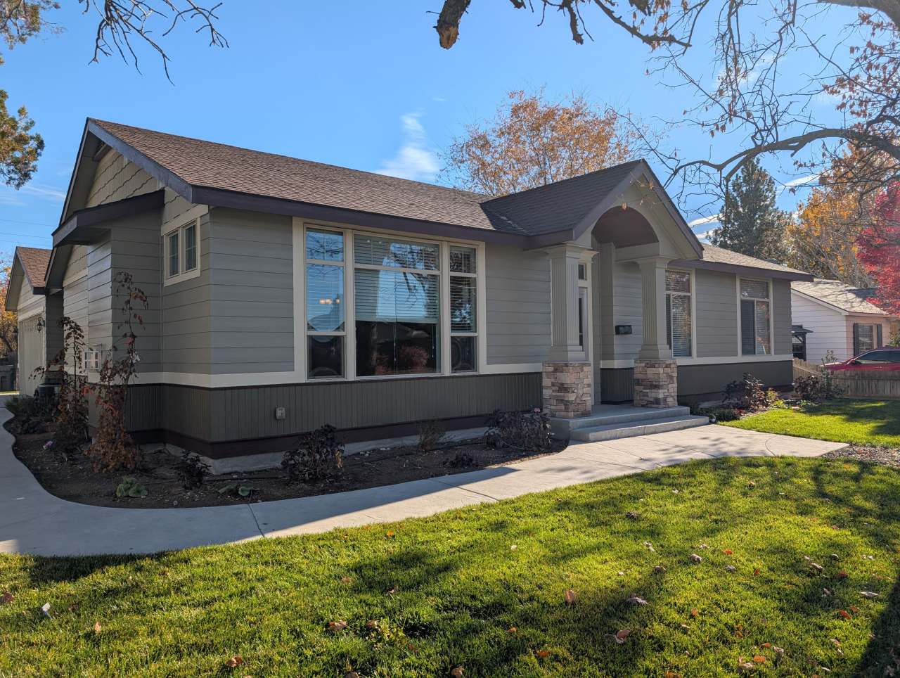 400 South Curtis Road