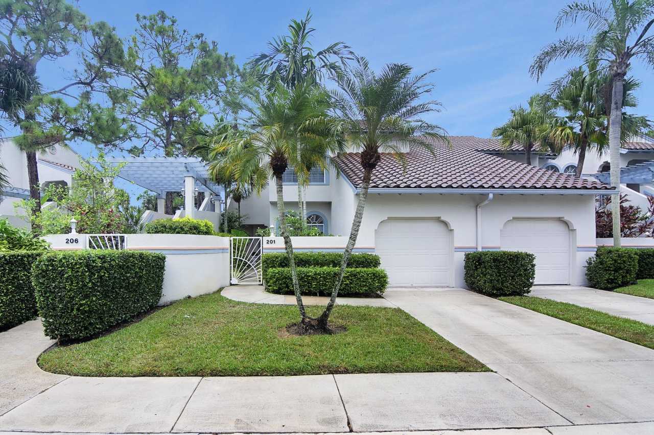 201 Ryder Cup Circle S