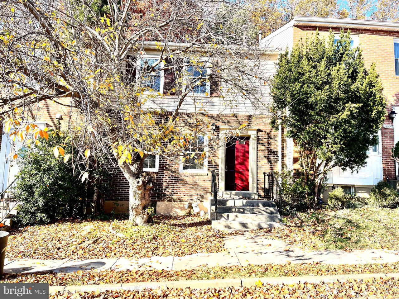 9506 POPLAR LEAF COURT