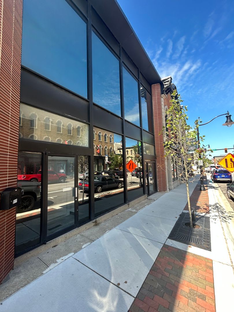 Two Bedroom, Two  Half Baths in Downtown