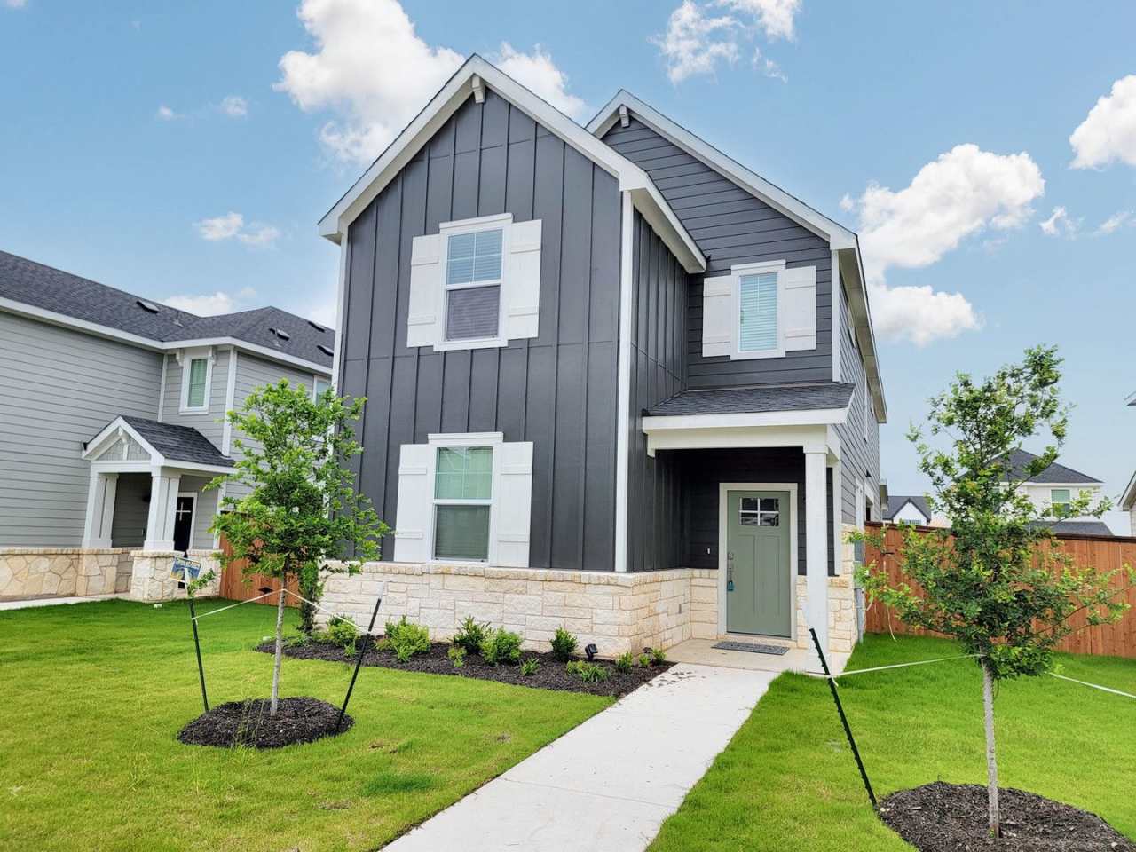 Spacious 4/BR 2.5/BA Retreat with Fenced Yard and Smart Features