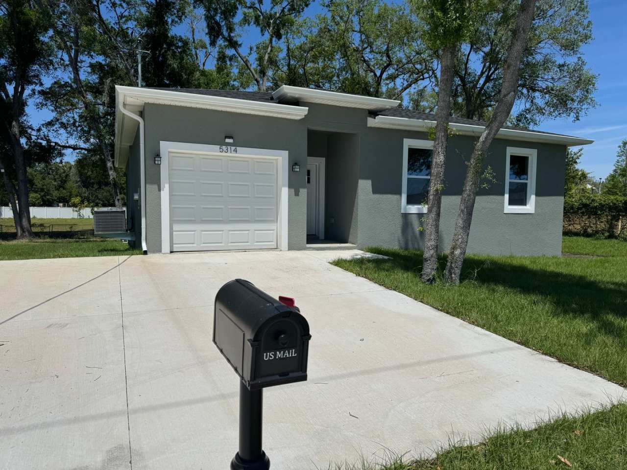 Schedule a Tour today! New 3 bed /2 bath 1400 sq ft