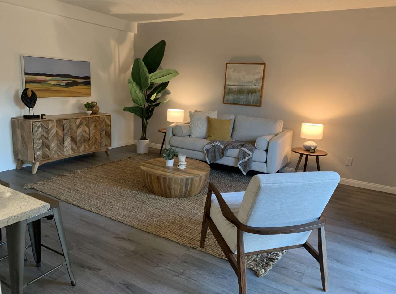 1000 East Alosta Avenue