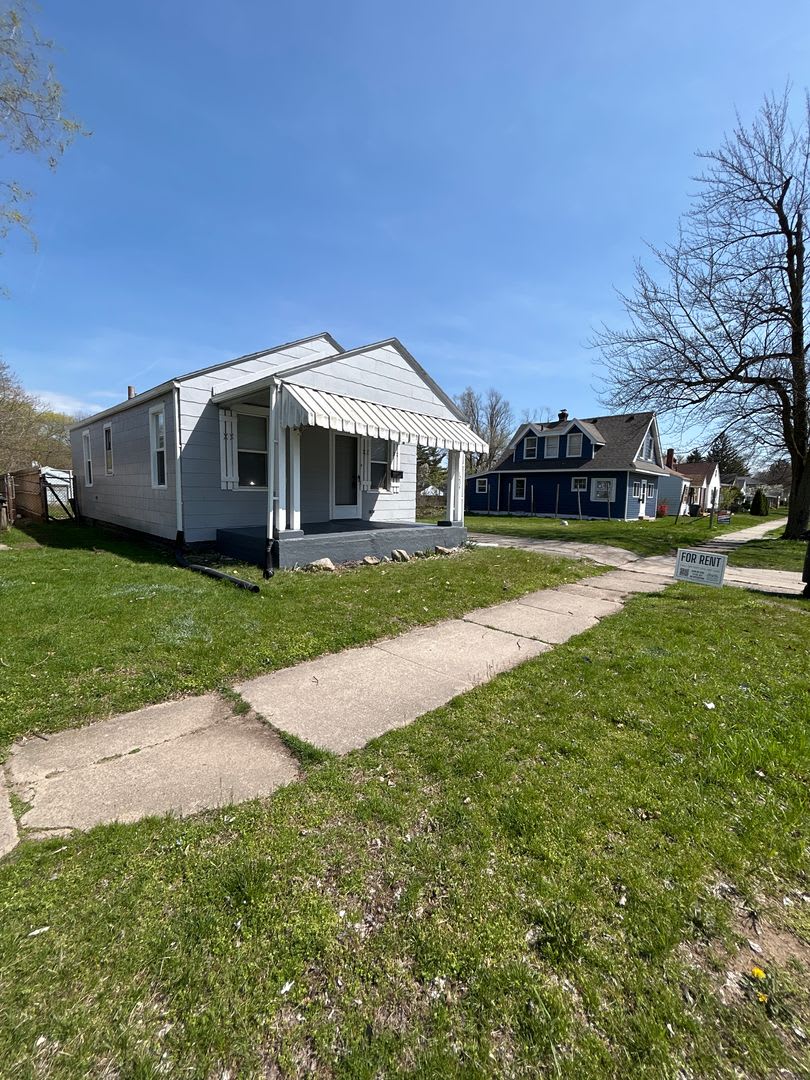 Renovated 2-Bedroom, 1-Bathroom Home – 1234 N Elmer St, South Bend – $1,000/Month | Accepting Section 8