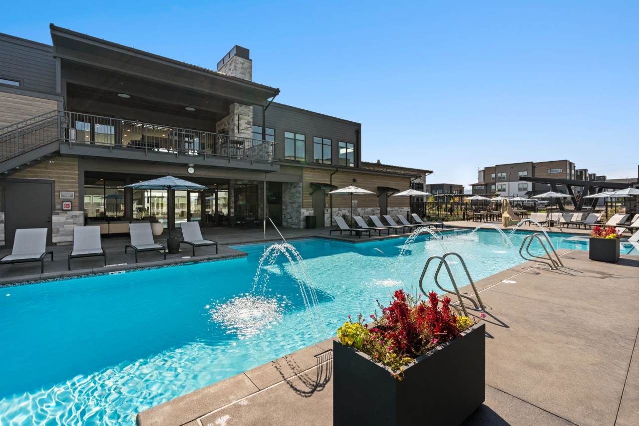 19th and Graf Apartments