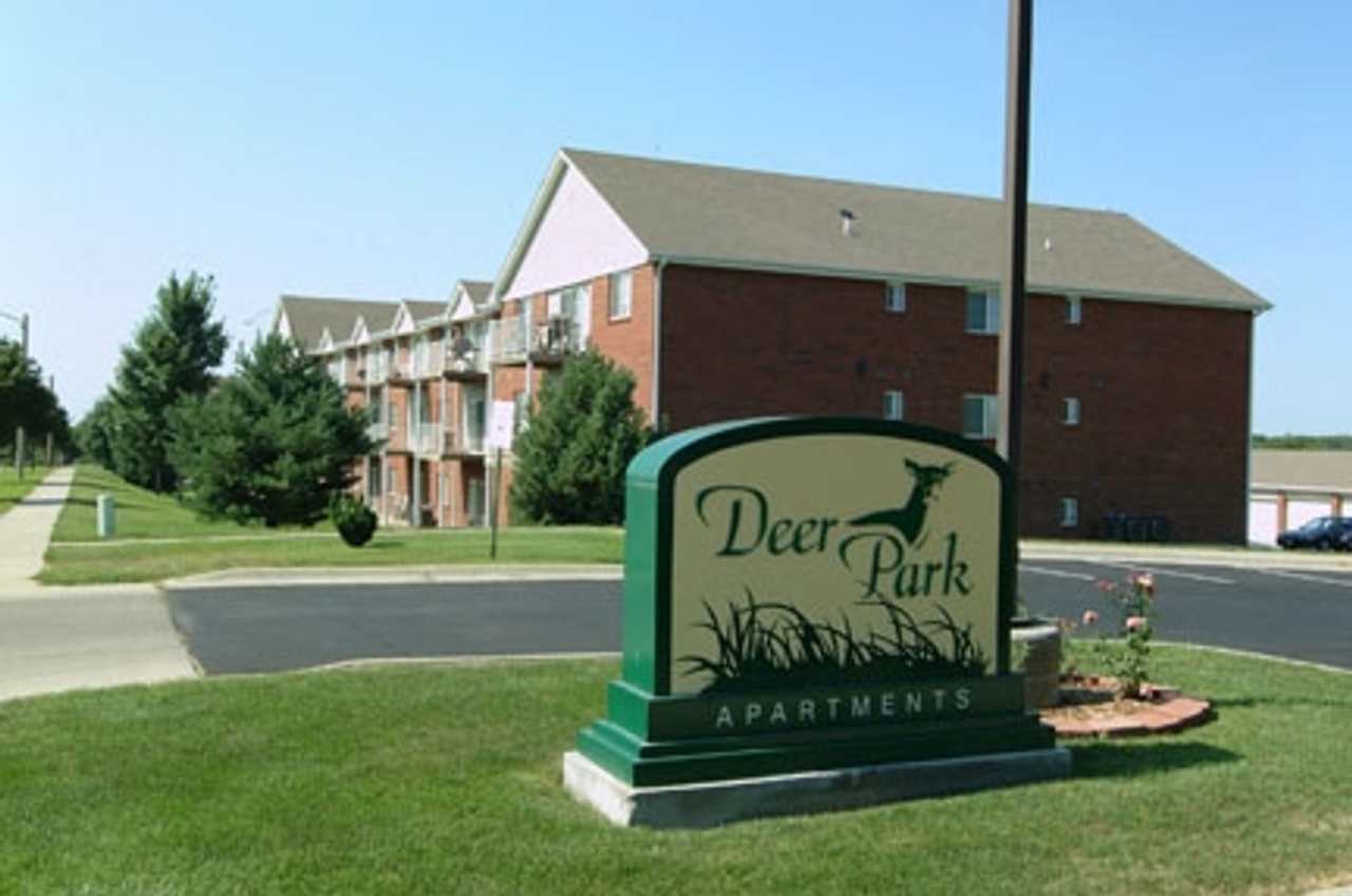 Deer Park Apartments