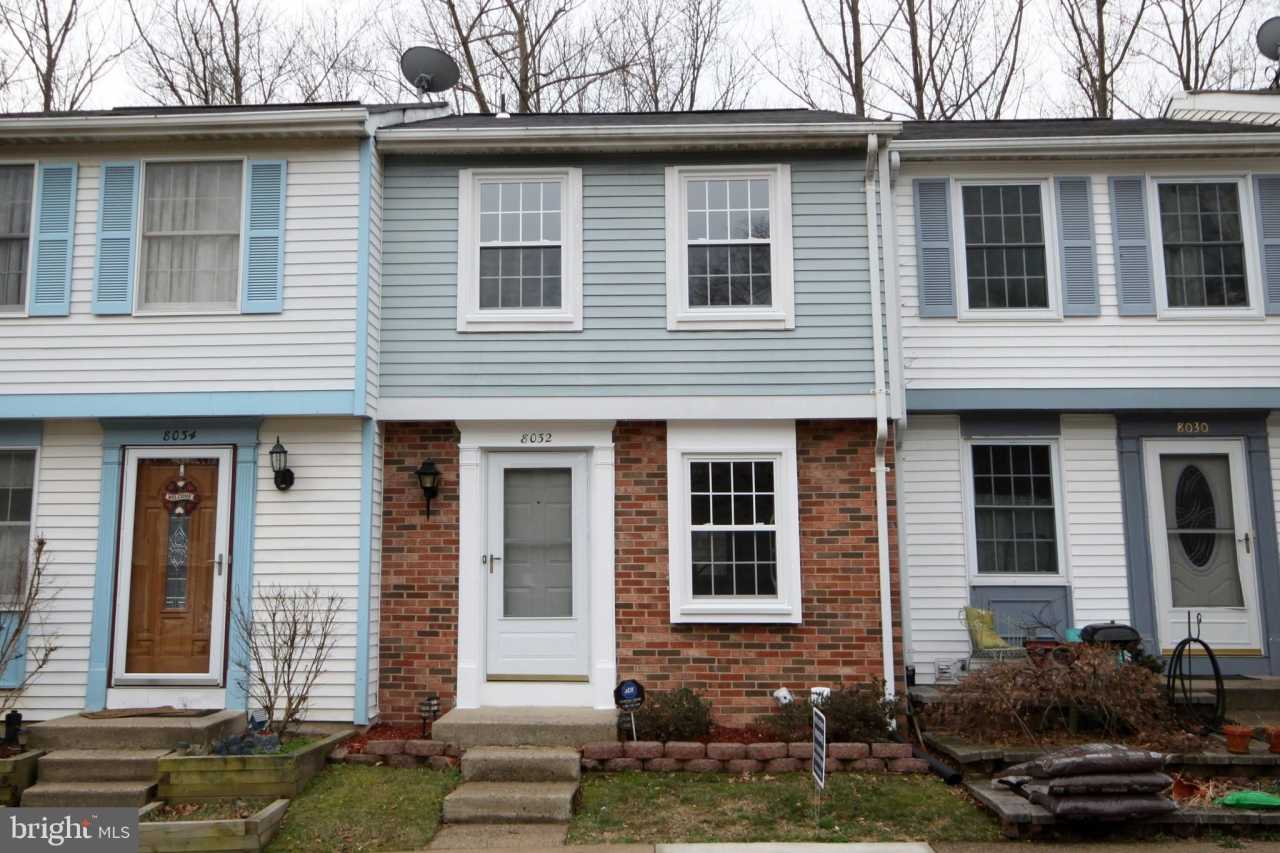 8032 GRANDVIEW Court