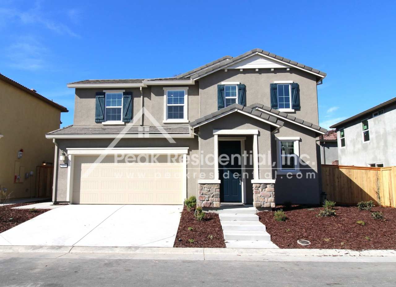 Brand New Rocklin 3bd/2.5ba House with 2 Car Garage