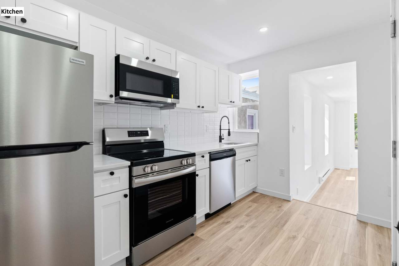 2219 West Oxford Street