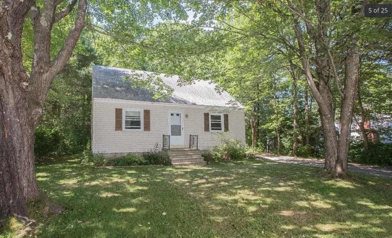New Listing! Single Family Home in Yarmouth