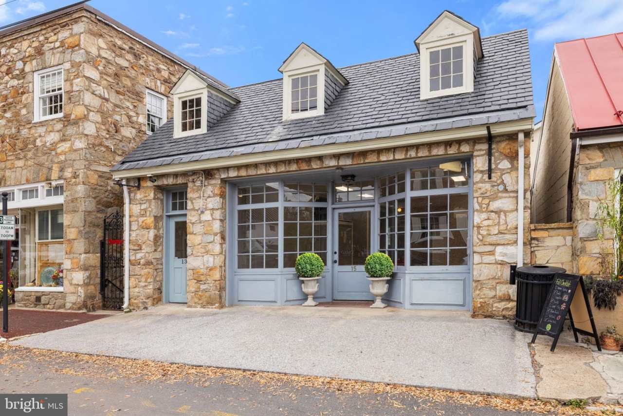 13 & 15 S MADISON Street S